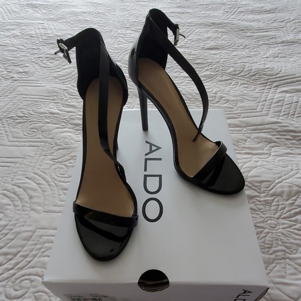 Aldo black heels
